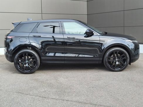 Used 2026 Land Rover Range Rover Evoque S image 8