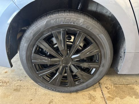 Certified 2024 Toyota Corolla LE image 30