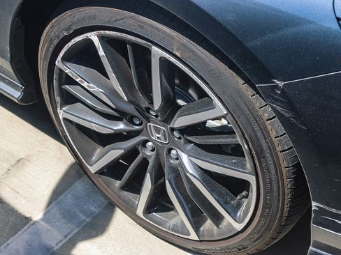 Used 2024 Honda Accord Touring image 17