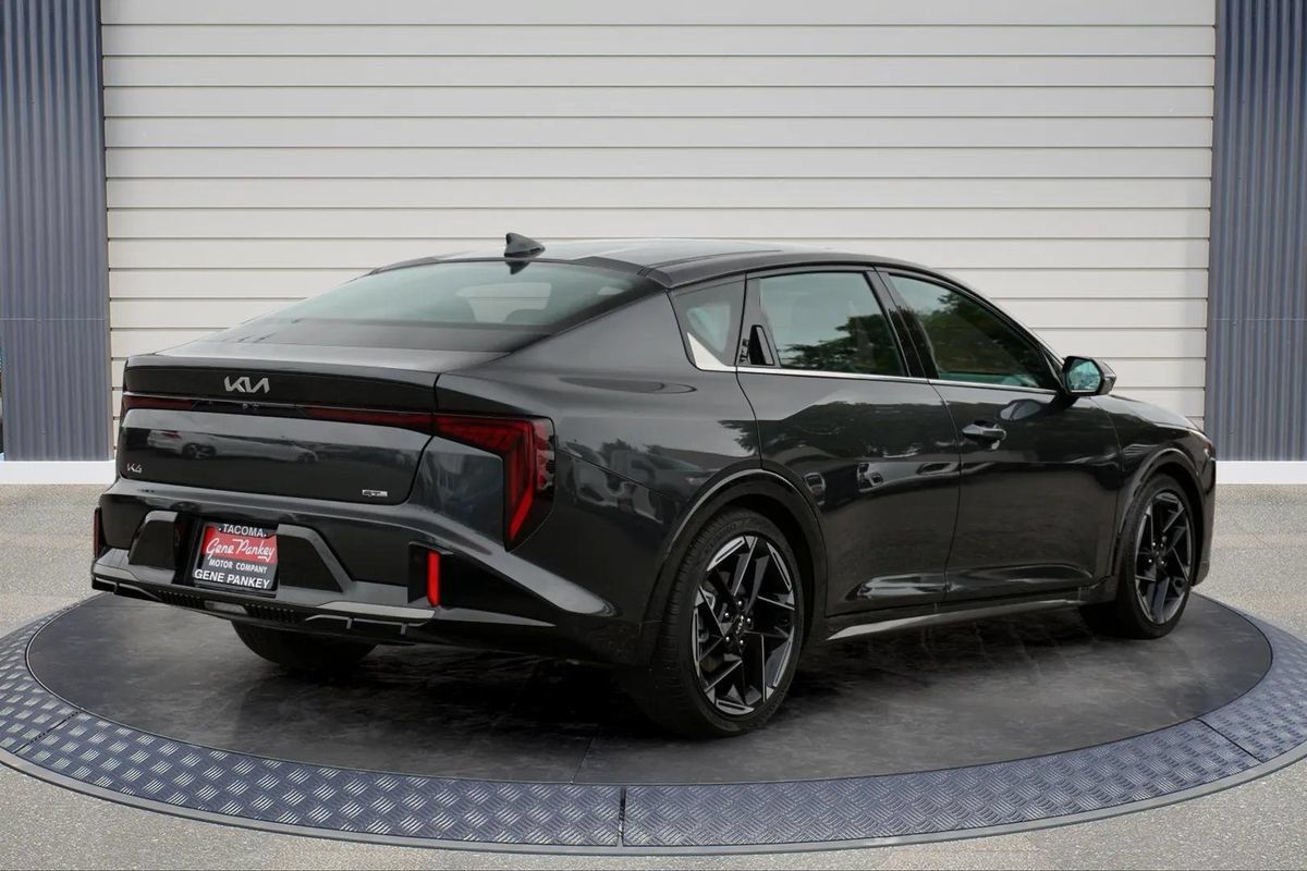 Used 2025 Kia K4 GT-Line w/ GT-Line Sunroof Package FWD image 7
