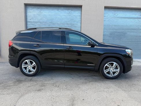 Used 2019 GMC Terrain SLE w/ Driver Convenience Package AWD/4WD image 13