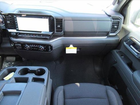 New 2026 Chevrolet Silverado 1500 LT w/ All Star Edition Plus image 15