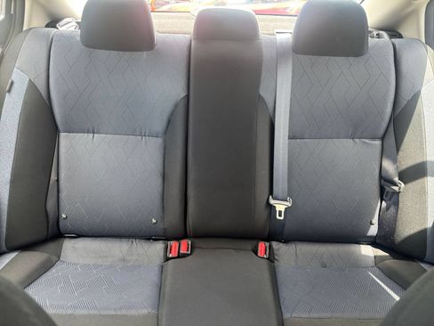 Used 2025 Nissan Versa SV FWD image 36