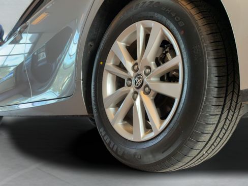 Used 2025 Toyota Camry LE FWD image 36