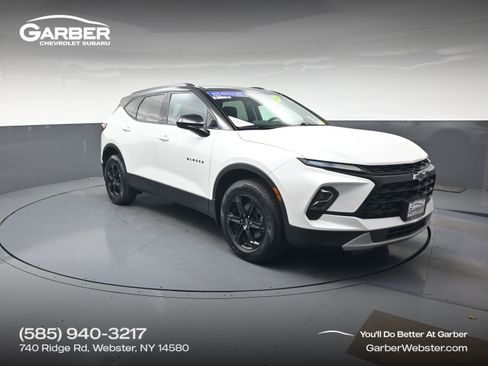 Used 2024 Chevrolet Blazer LT w/ Convenience Package AWD/4WD image 1