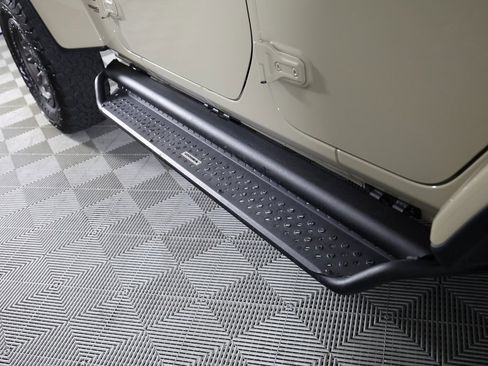 Used 2022 Jeep Wrangler Unlimited Rubicon image 54