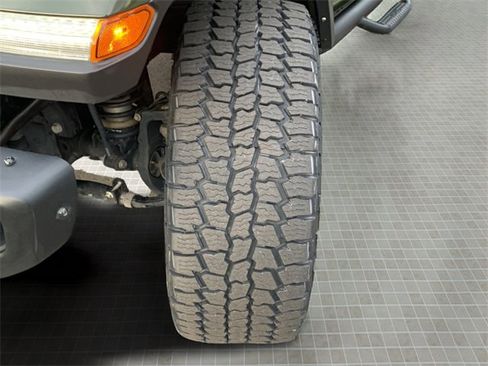 Certified 2021 Jeep Gladiator Sport image 11