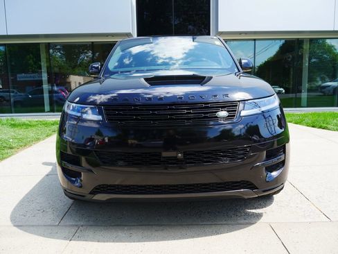 Used 2024 Land Rover Range Rover Sport SE AWD/4WD image 10