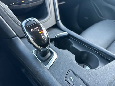 Used 2019 Cadillac XT5 Premium Luxury FWD image 22