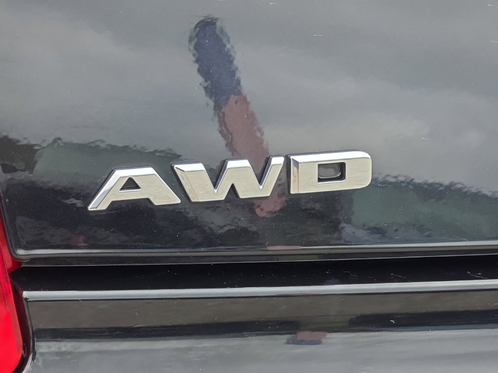 Used 2018 Cadillac CTS Luxury AWD/4WD image 11