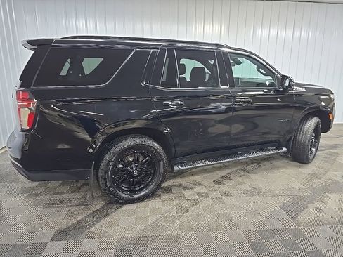 Used 2021 Chevrolet Tahoe Z71 w/ Z71 Signature Package image 3