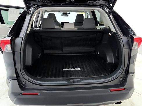 Used 2023 Toyota RAV4 XLE w/ Convenience Package image 19