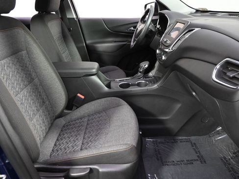 Used 2023 Chevrolet Equinox LT AWD/4WD image 16