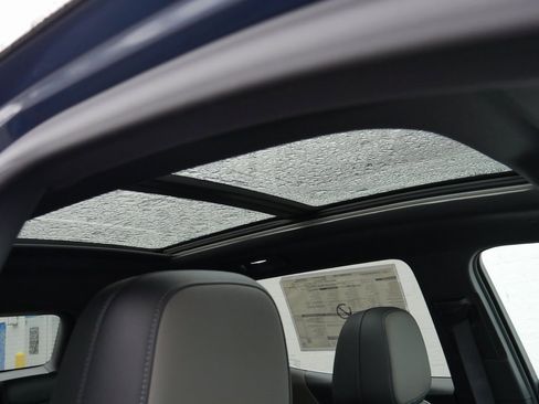 New 2026 Chevrolet Equinox LT w/ Convenience Package II image 25