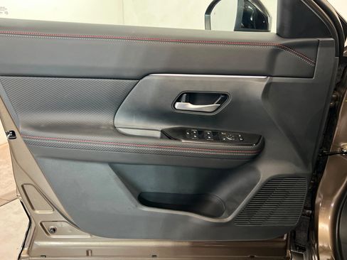 New 2026 Nissan Kicks SR AWD/4WD image 14