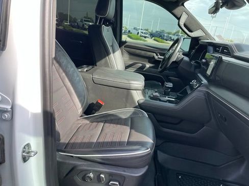 Certified 2024 GMC Sierra 1500 AT4X AWD/4WD image 19