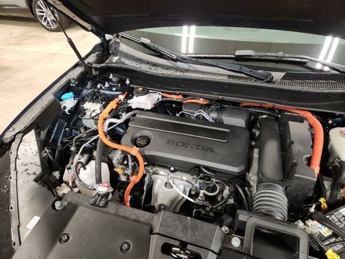 Used 2024 Honda CR-V Sport image 9