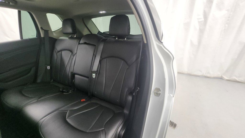Used 2020 Buick Envision Premium w/ Driver Confidence Package AWD/4WD image 12