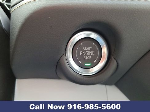 New 2026 Chevrolet Suburban Premier image 21