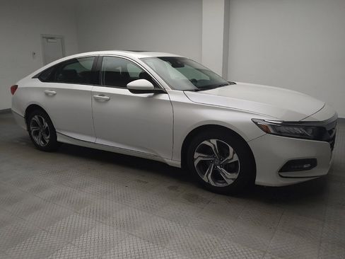 Used 2019 Honda Accord EX image 11