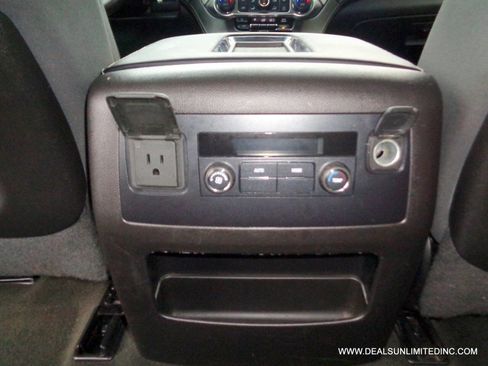 Used 2015 Chevrolet Tahoe LS image 16
