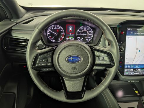 Used 2025 Subaru Forester Touring AWD/4WD image 17