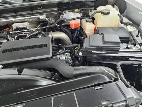 Used 2024 Chevrolet Silverado 3500 LT w/ Convenience Package image 19