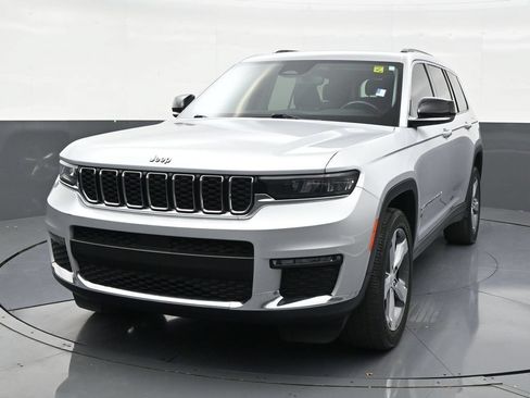 Used 2021 Jeep Grand Cherokee L Limited RWD image 8