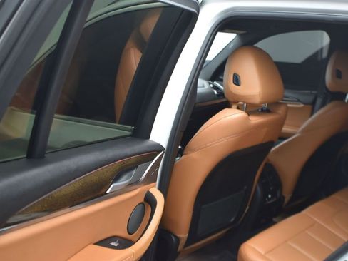 Used 2023 BMW X3 sDrive30i w/ Premium Package image 13