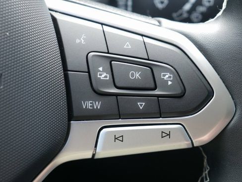 Used 2022 Volkswagen Atlas SE image 24