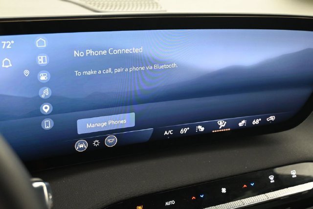 Used 2026 Buick Enclave Preferred AWD/4WD image 25
