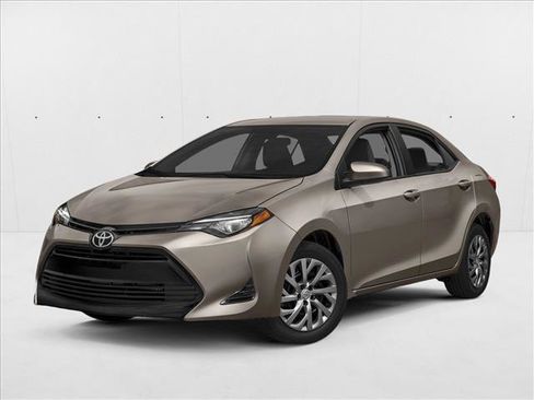Used 2018 Toyota Corolla XLE FWD image 1