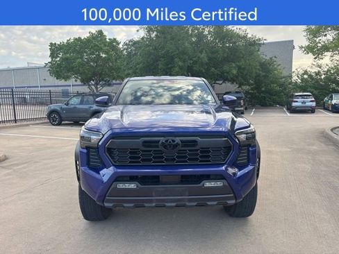 Used 2024 Toyota Tacoma TRD Off-Road image 2