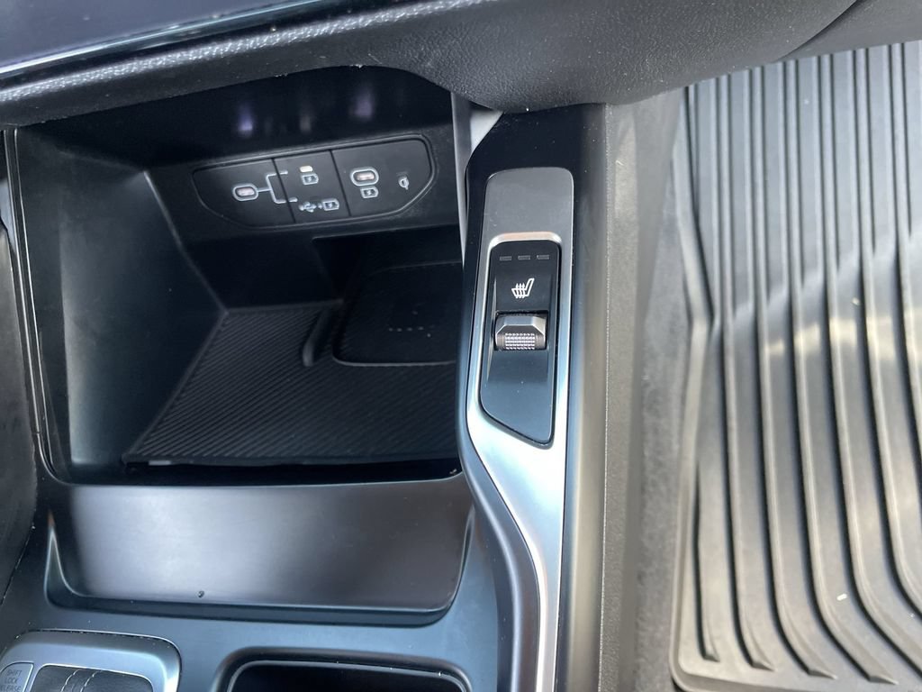 Certified 2024 Kia Sorento S AWD/4WD image 30
