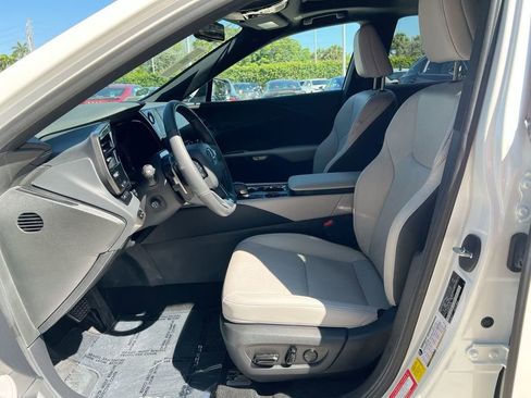 Certified 2024 Lexus RX 350 Premium Plus w/ Convenience Package FWD image 12