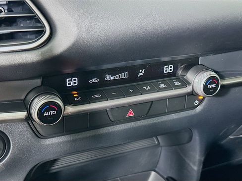 New 2025 MAZDA CX-30 AWD 2.5 S w/ Select Sport Pkg image 21
