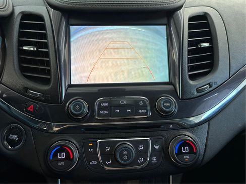 Used 2018 Chevrolet Impala LT w/ LT Entertainment Package FWD image 35