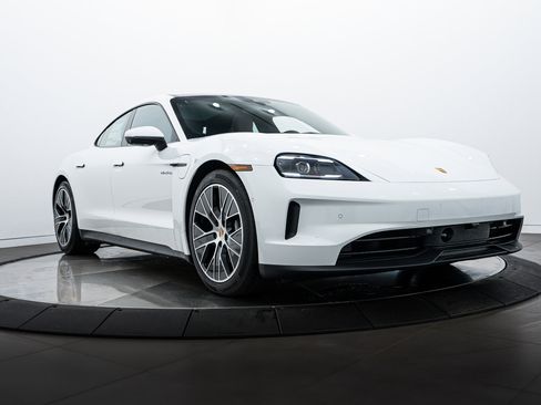 New 2025 Porsche Taycan image 9