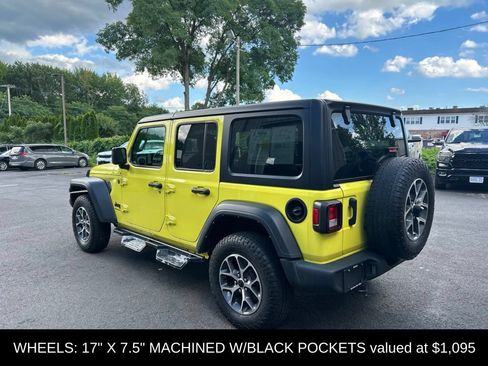 Used 2024 Jeep Wrangler Unlimited Sport AWD/4WD image 7