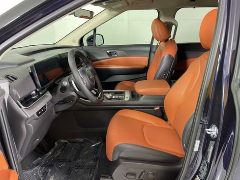 New 2026 Kia Carnival EX FWD image 16