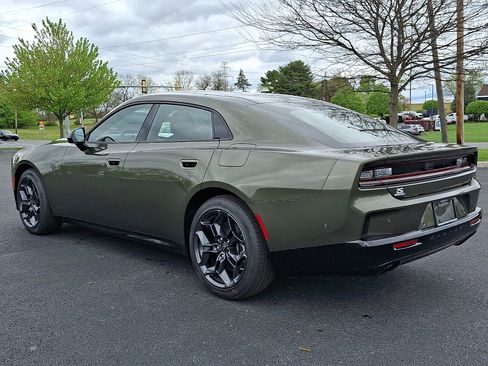 New 2026 Dodge Charger R/T AWD/4WD image 4