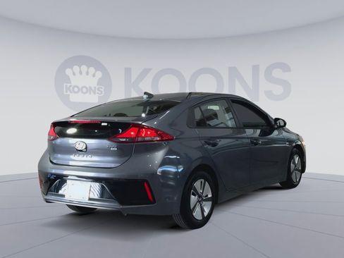Used 2018 Hyundai Ioniq Blue FWD image 11