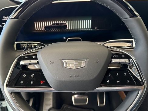 New 2026 Cadillac Vistiq Sport image 11