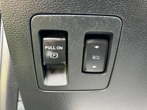 Used 2020 Ford F150 XLT w/ Equipment Group 302A Luxury AWD/4WD image 15