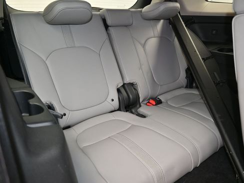 Used 2024 Honda Pilot EX-L image 44