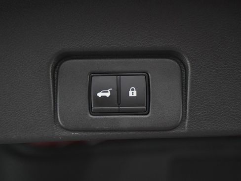 Used 2023 Nissan Rogue Platinum w/ Platinum Premium Package AWD/4WD image 18