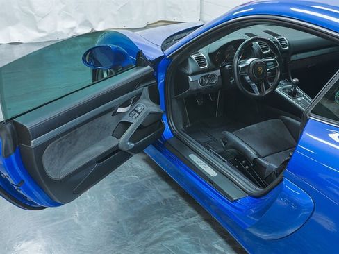Used 2016 Porsche Cayman GT4 RWD image 49