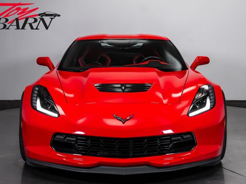 Used 2015 Chevrolet Corvette Z06 w/ 2LZ Preferred Equipment Group RWD image 16