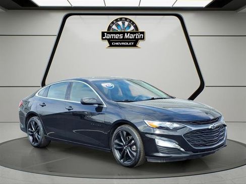 Used 2024 Chevrolet Malibu LT w/ Midnight Edition image 3