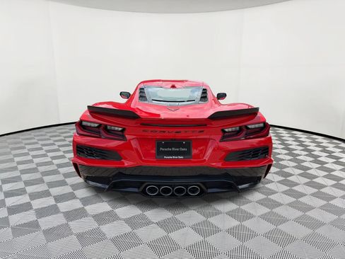 Used 2025 Chevrolet Corvette Z06 RWD image 10